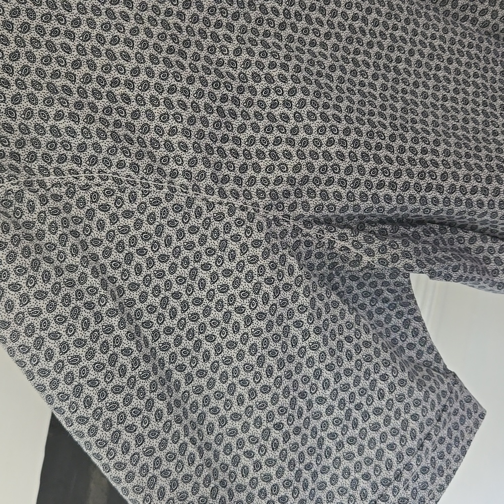 Michael Brandon Blue Print Short Sleeve Shirt - Picture 2 of 10
